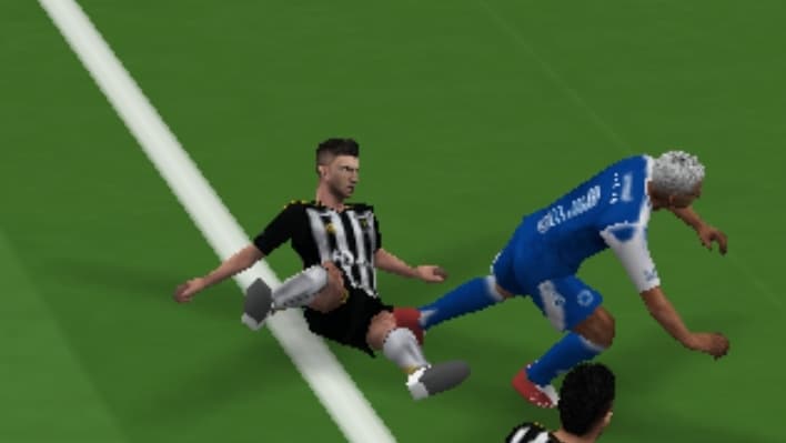 Pareceu pênalti?! O juiz deu... Falta! A torcida do cabuloso vaia o árbitro Luiz Carlos! 🔵 Cruzeiro 2 x 0 Atlético MG ⚫