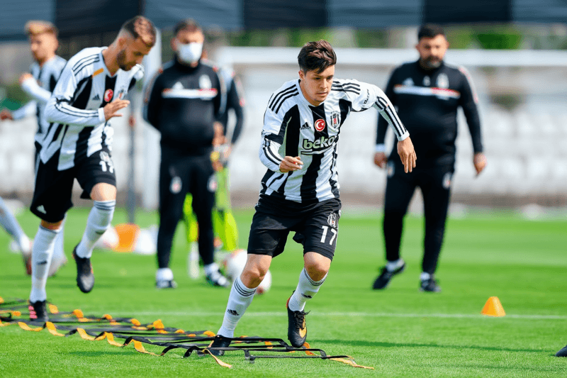 Primeiro treino com o time, em busca de bons resultados no treino pra ter tempo nas partidas 🔥.