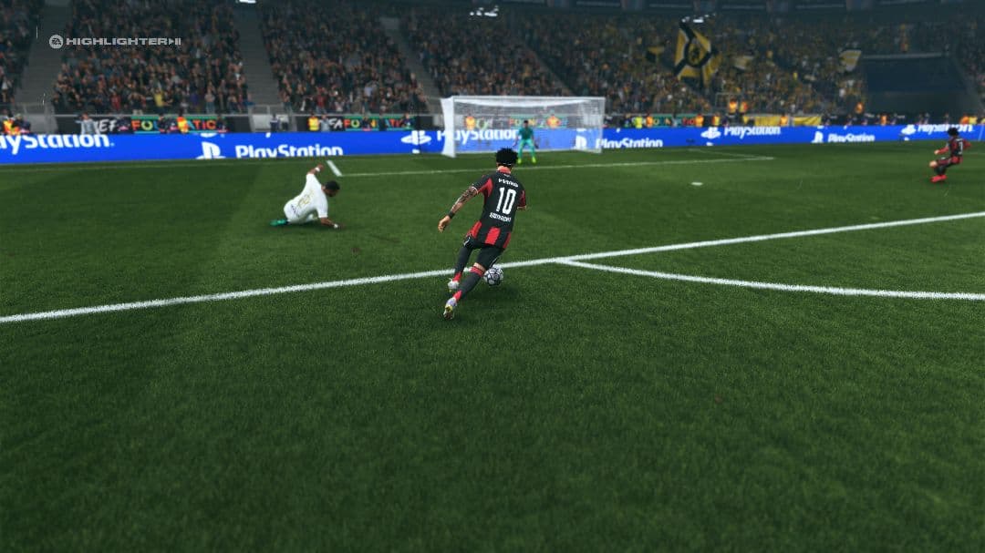 Golaço deixando o zagueiro no chao #futebolarte