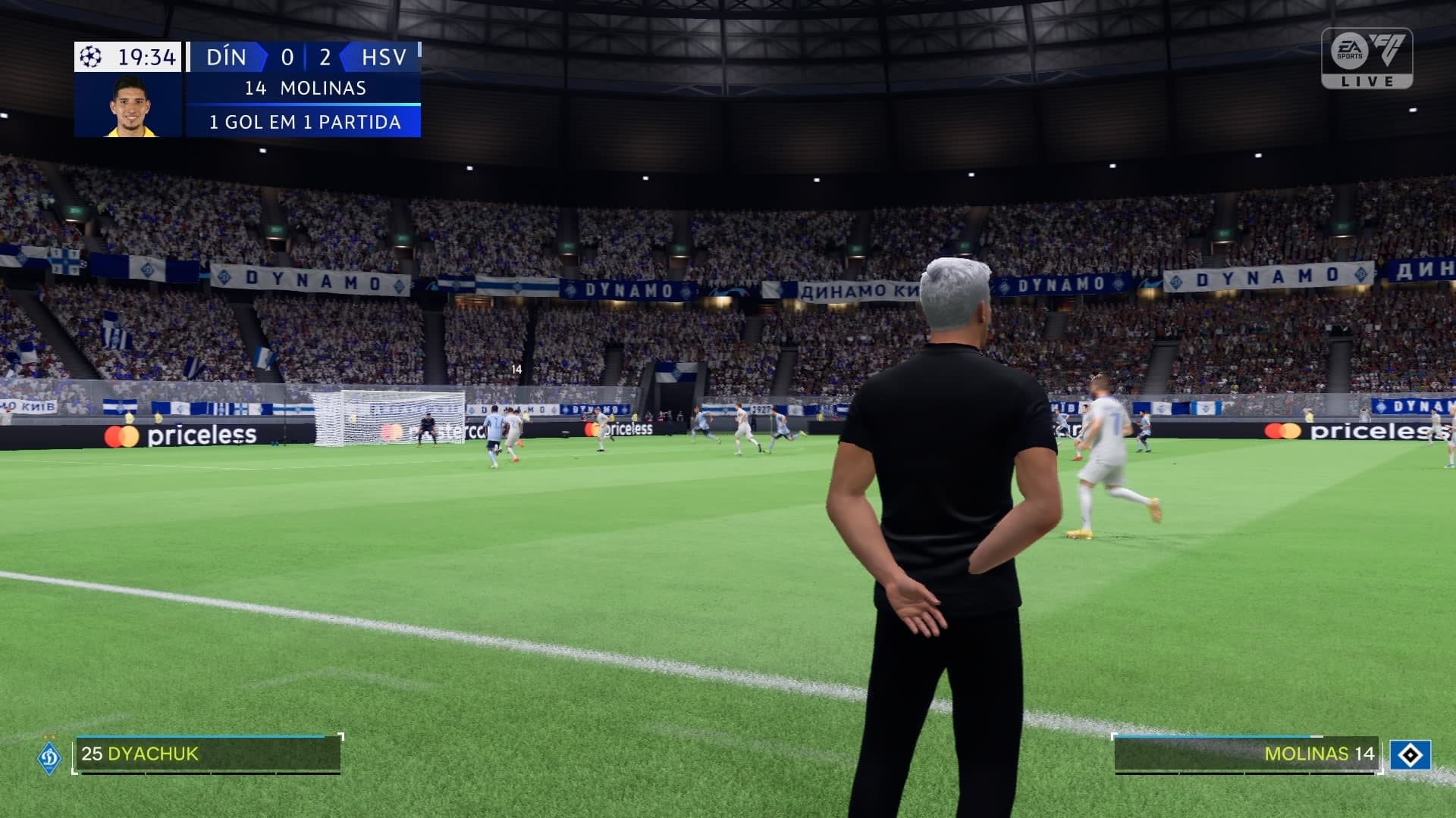 Primeira partida de #UCL no comando do #HSV