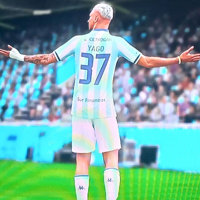 Deixei tudo que tinha no gramado, mas valeu a pena quando ouvi a torcida cantando meu nome 🔥❤️