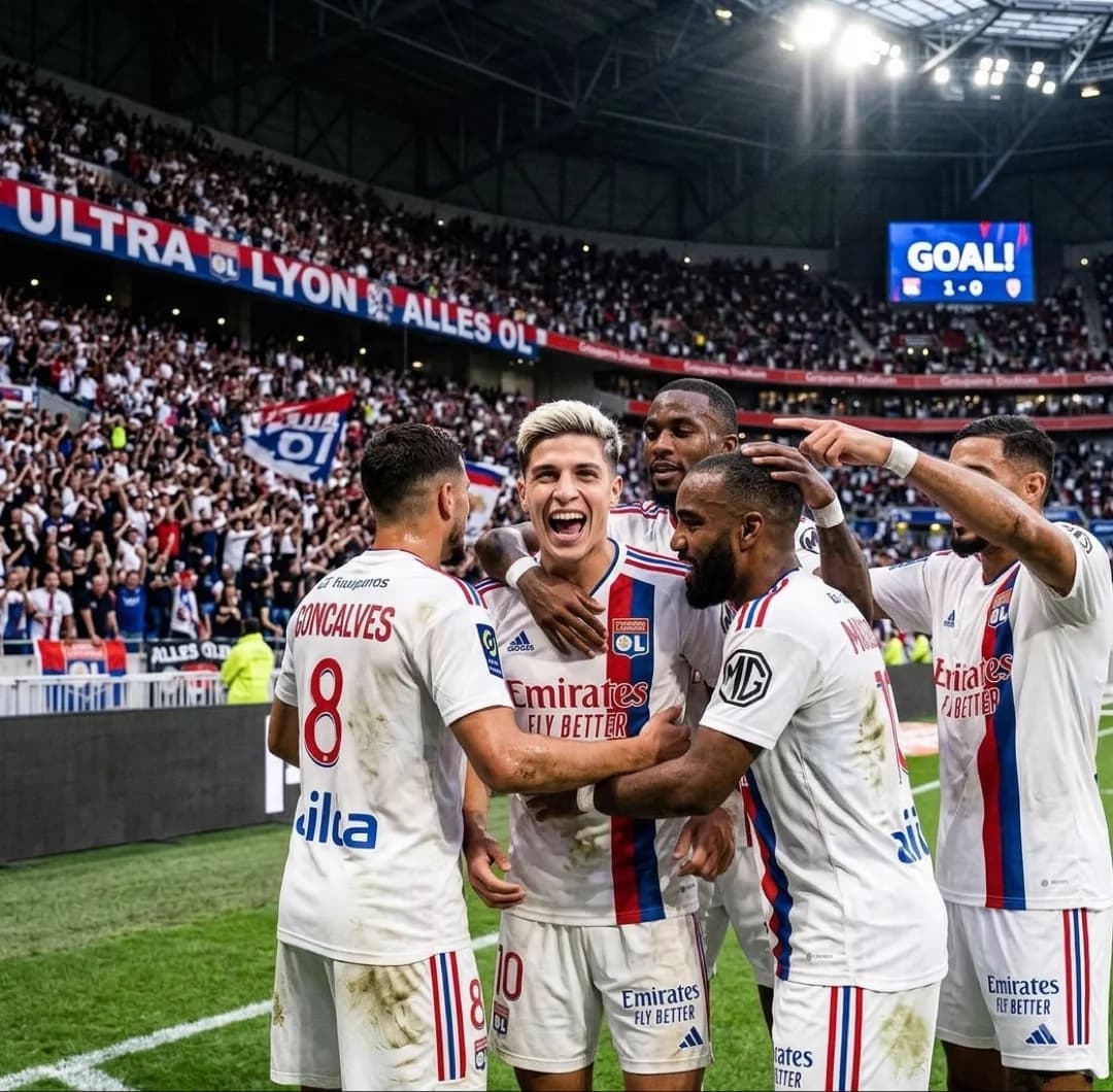 Noite de classificação pras quartas de finais da Europa league 😜
