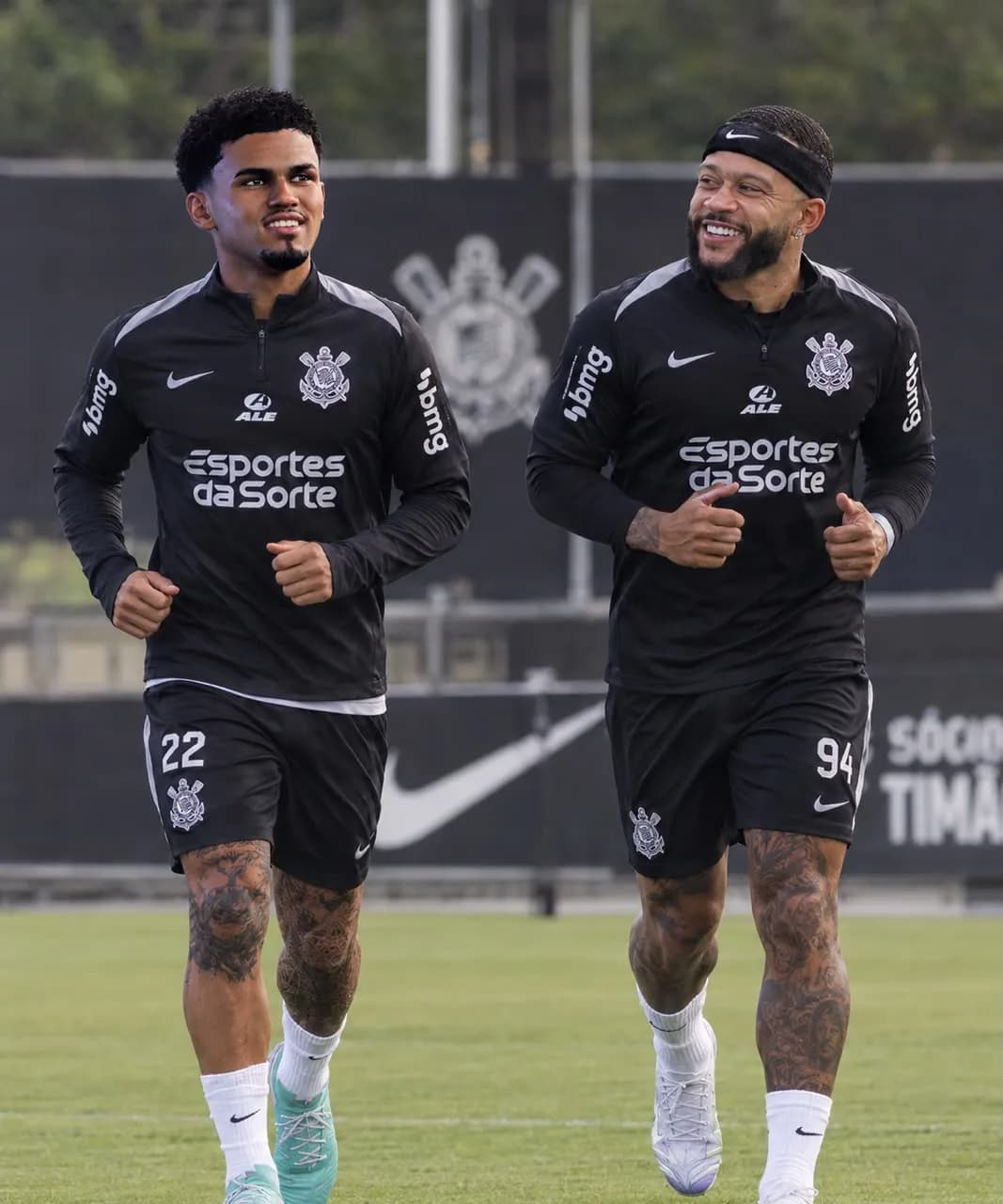 Tudo pronto para o grande palco. Amanhã é dia de decisão, é dia de Majestoso! Vai Corinthians! 🖤🤍🔥