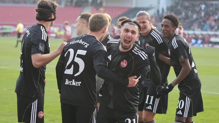 Arminia vê a liderança ameaçada após sua segunda derrota na temporada para a equipe do Nürnberg, perdendo sua invencibilidade em casa. El…