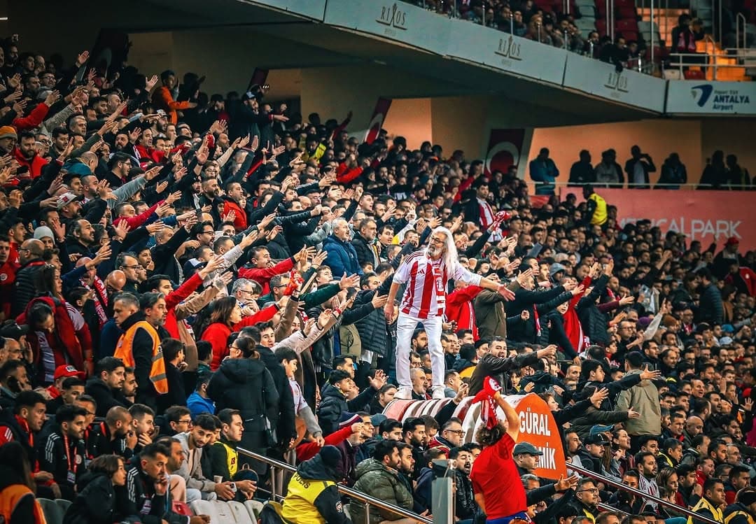 💥 Mais de 20 mil Ingressos vendidos para a partida da 4º rodada da UEFA Europa League contra O Ferencváros! Depois de 25 anos receberemo…