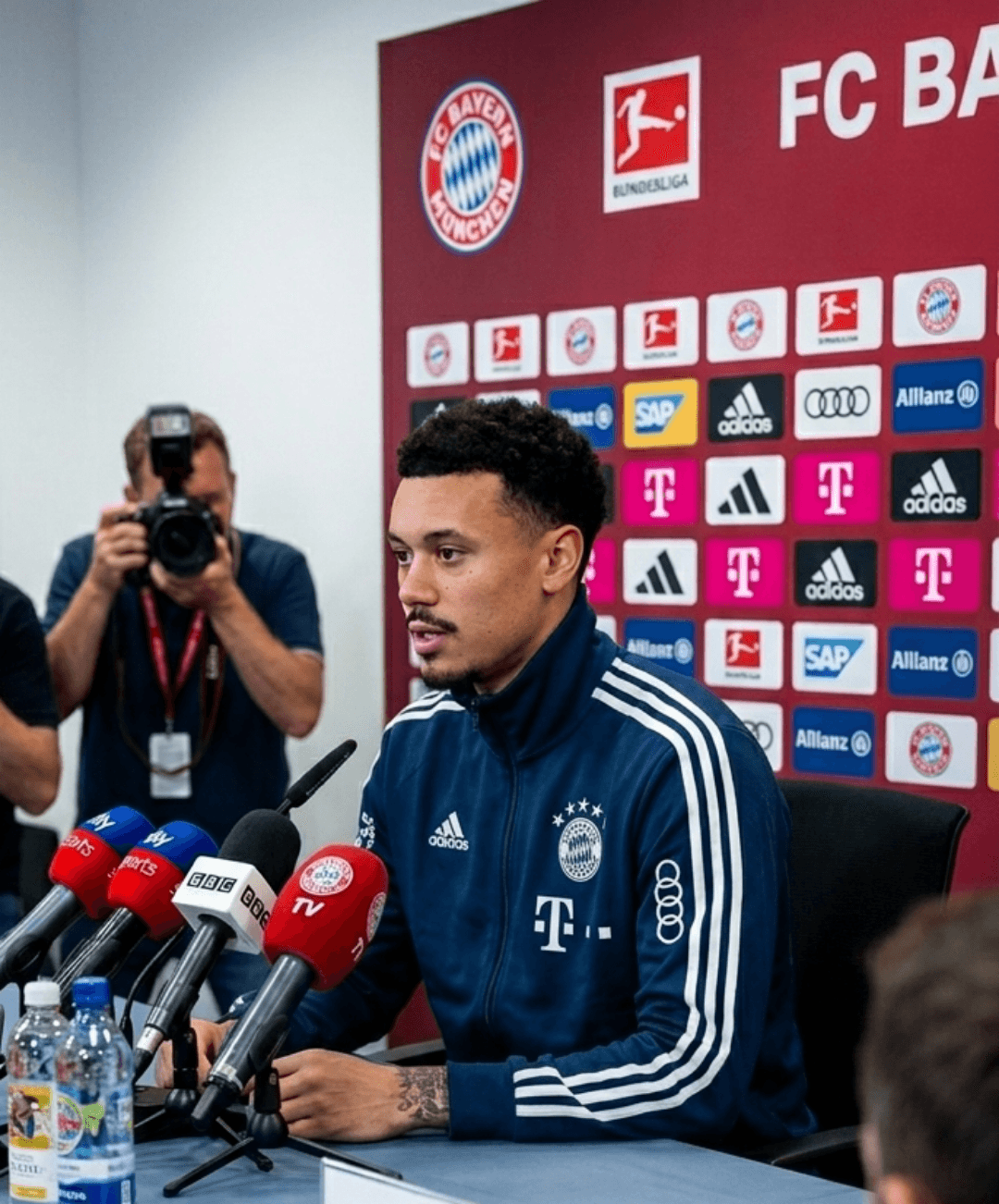 Primeiro jogo da temporada e já é clássico… é disso que eu gosto. Contra o Borussia Dortmund é entrar pra ganhar e mostrar quem manda des…