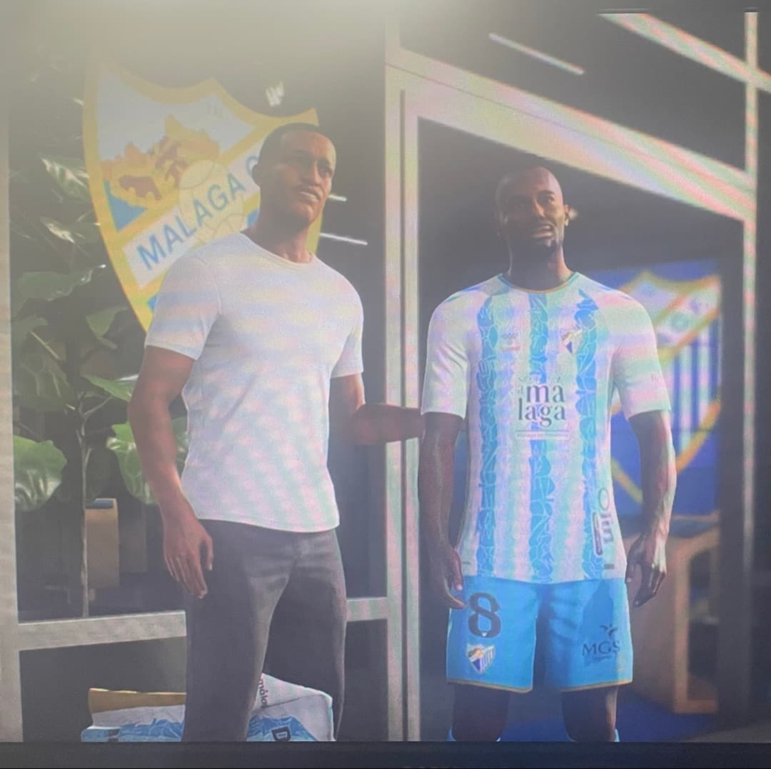 O Málaga CF também contratam o Meio-Campista Diarra e repatriam o Marroquino El Achhab