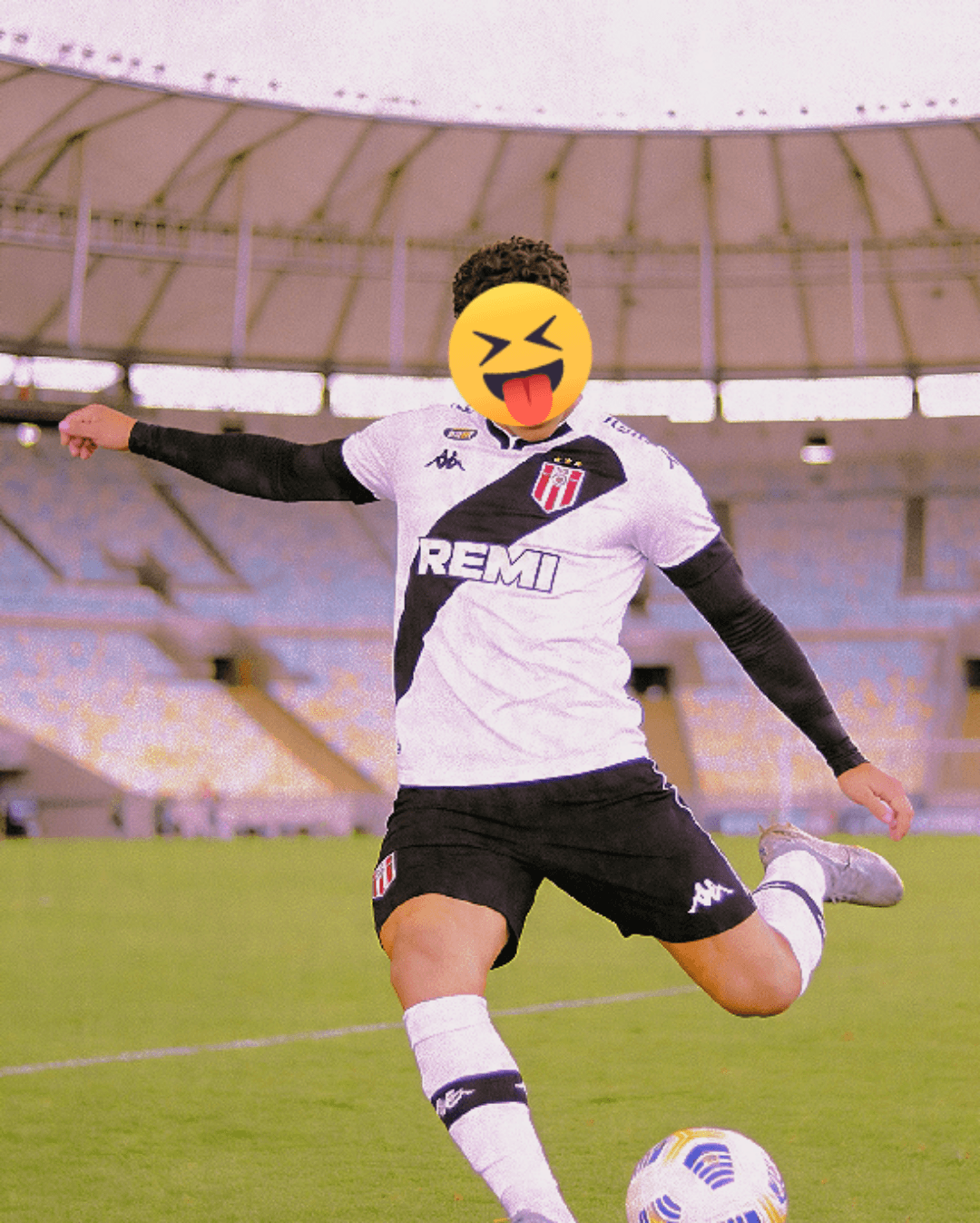 Um chute, um gol 👉😝👈