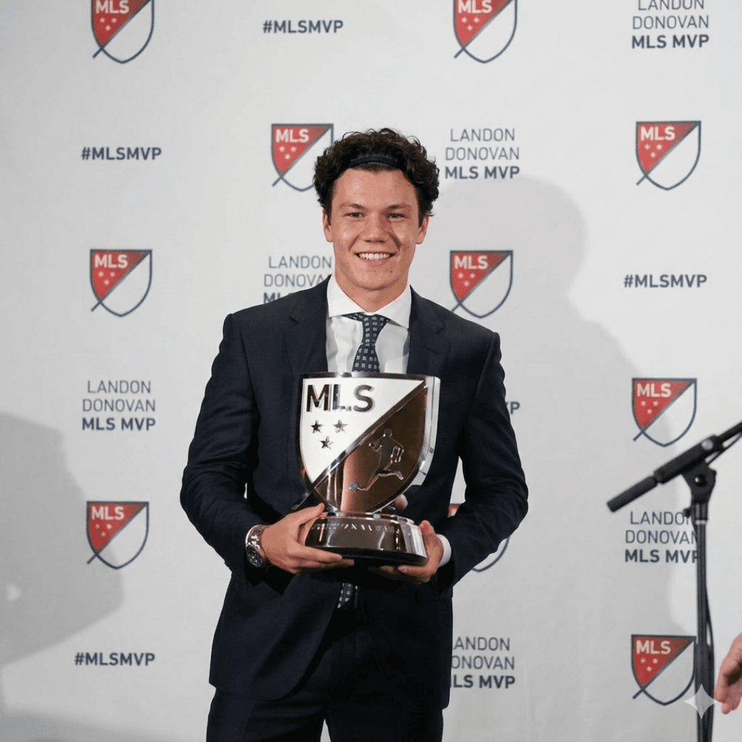 Melhor do mês na mls, Jackson Reed