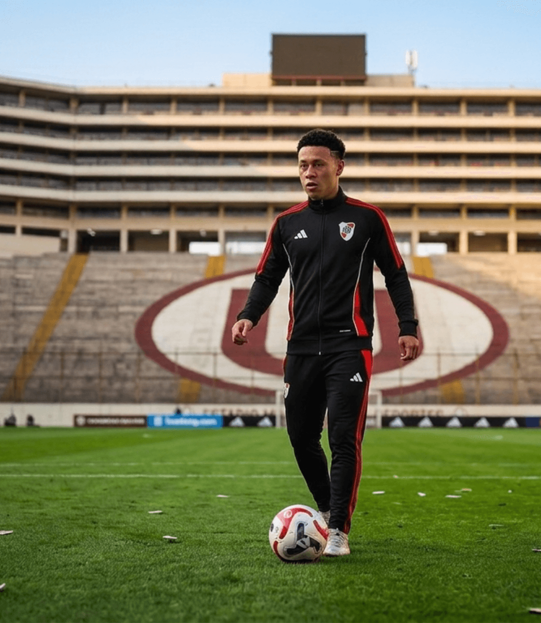 Dia de Libertadores Universitario x River Plate 19:00