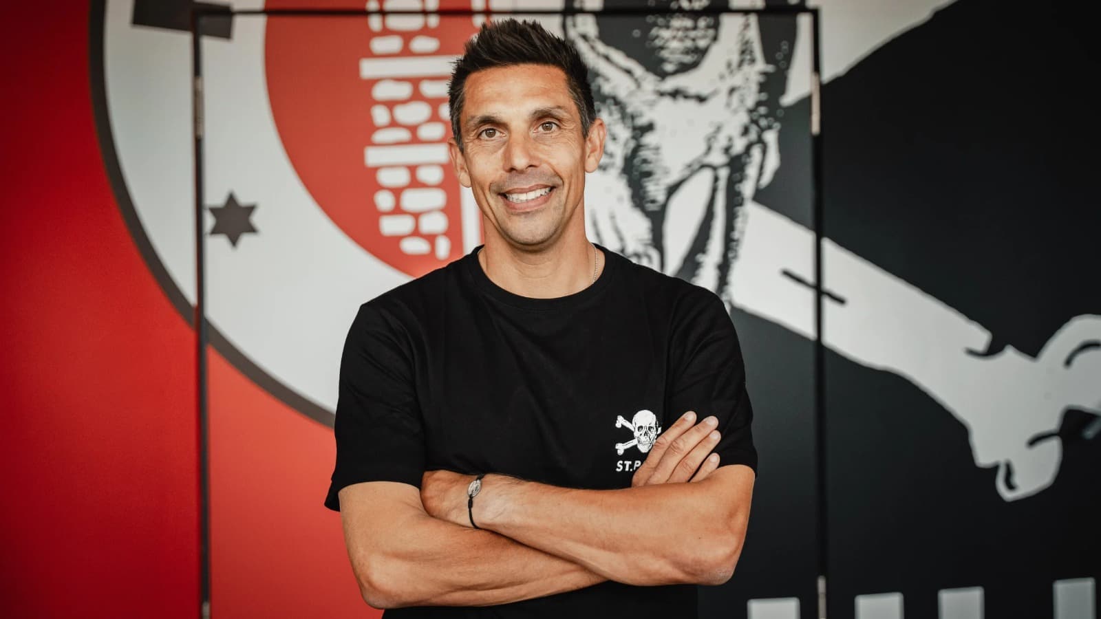 Rapp foi nomeado o treinador principal do FC St. Pauli O técnico de 47 anos foi apresentado hoje para comandar o FC St. Pauli que jogará …