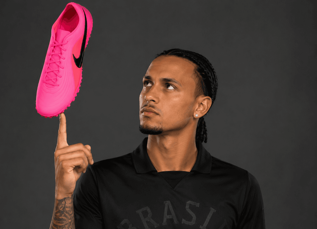 O trabalho nunca para. 👟⚽ @nikefootball