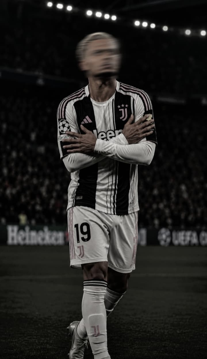 Nuovo capitolo. 🇮🇹⚫⚪ Pronto per scrivere la storia. 👕19 Forza Juve! 🦓🔥