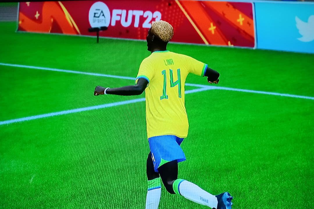 GOOOOOL DO BRASIL! LIMA DE CABEÇA AMPLIA O PLACAR BRASIL 3X0 ESCÓCIA