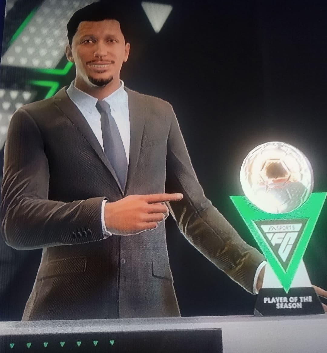Ganhamos a chuteira de ouro e o melhor atleta da temporada agora nois tá na final da Champions vamooooooo!