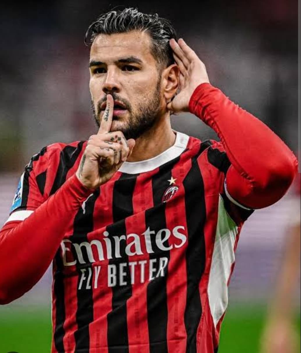 ELE VOLTOU THEO HERNANDESS