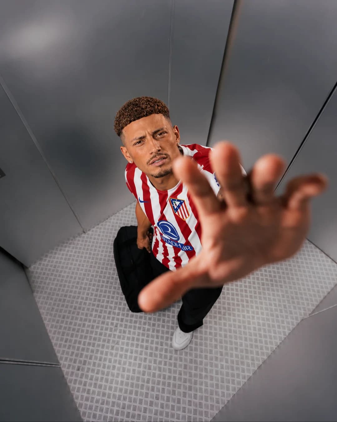 Muito feliz em anunciar esse novo capítulo da minha carreira no Atlético de Madrid. Que seja uma história de muitas conquistas. ❤️