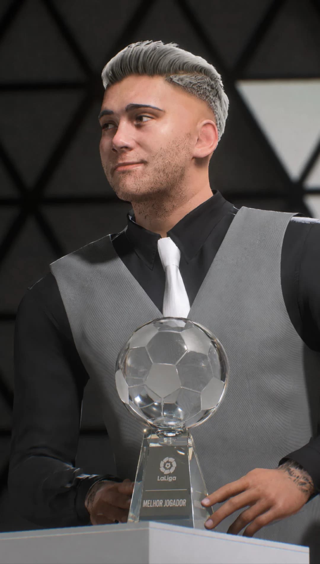 Melhor jogador, artilheiro e líder de assistências da LaLiga na mesma temporada. E ainda de quebra, na seleção do ano. Trabalho reconheci…
