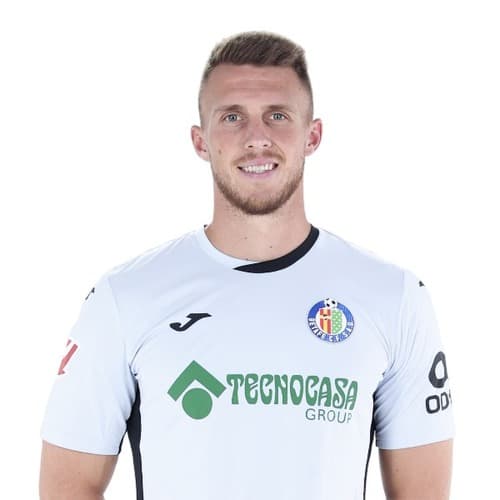 Após chegada do técnico e com contratação do caprile o goleiro letacek sai do clube Jiri letacek- 5M spezia O meio campo uche que era peç…