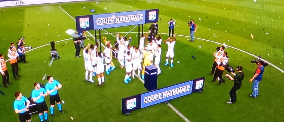 Fomos campeões da copa da França na estreia pelo Lyon ( estreiamos no último jogo da temporada 20/21 ) !!! 🏆🎊🎊🎊🎉🎉🎉
