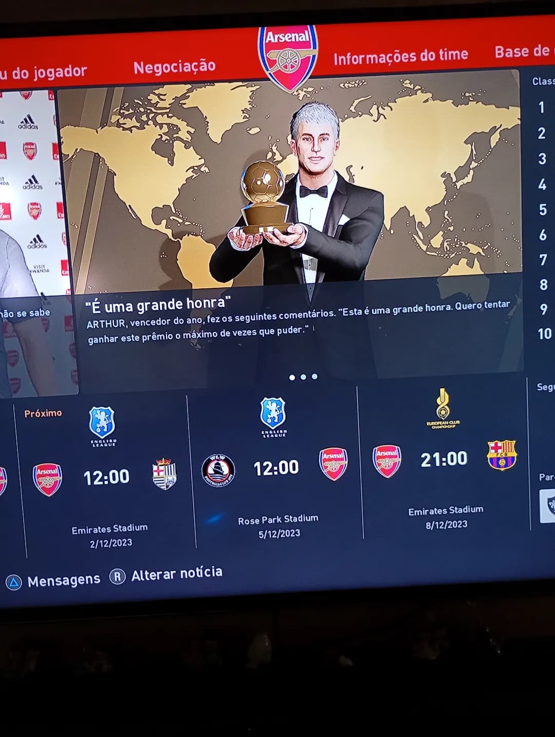 Tenho bola de ouro, alguém tem comenta aí 👇🏻👇🏻