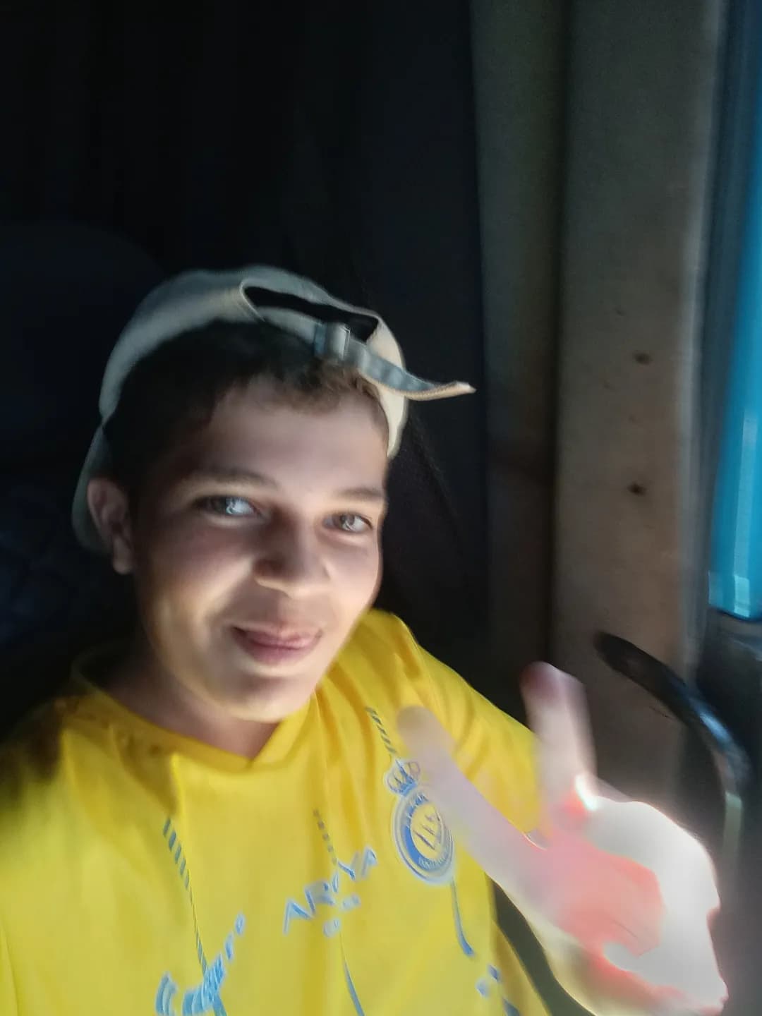 Me chamo MIGUEL H, sou camisa 11 do Atletico Madrid. Sou de Argentina. Vocês verão muito da minha história daqui pra frente. Aguardem!