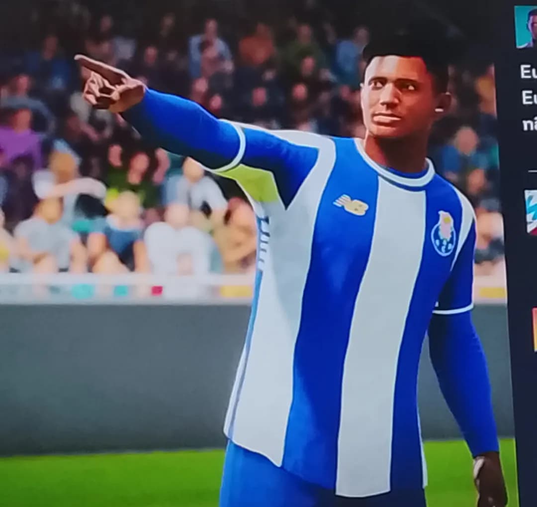 Me chamo Riquelme, sou camisa 94 do FC Porto. Sou de Portugal. Vocês verão muito da minha história daqui pra frente. Aguardem!
