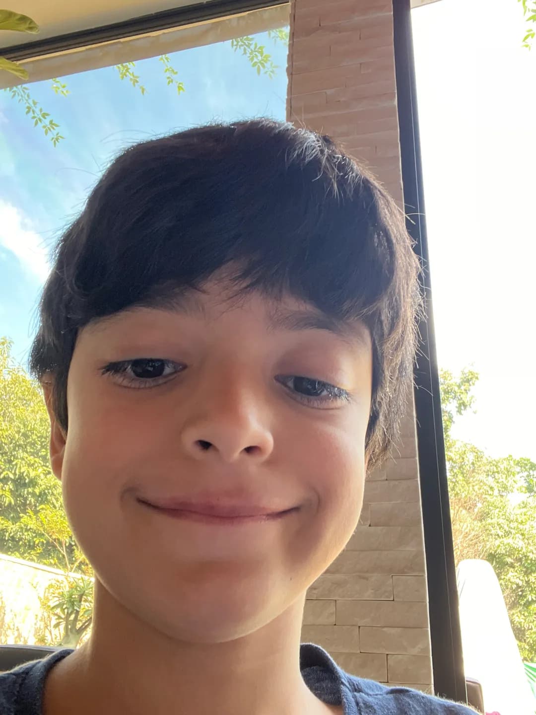Me chamo Guilherme Romero, sou camisa 9 do Cruzeiro. Sou de Brasil. Vocês verão muito da minha história daqui pra frente. Aguardem!