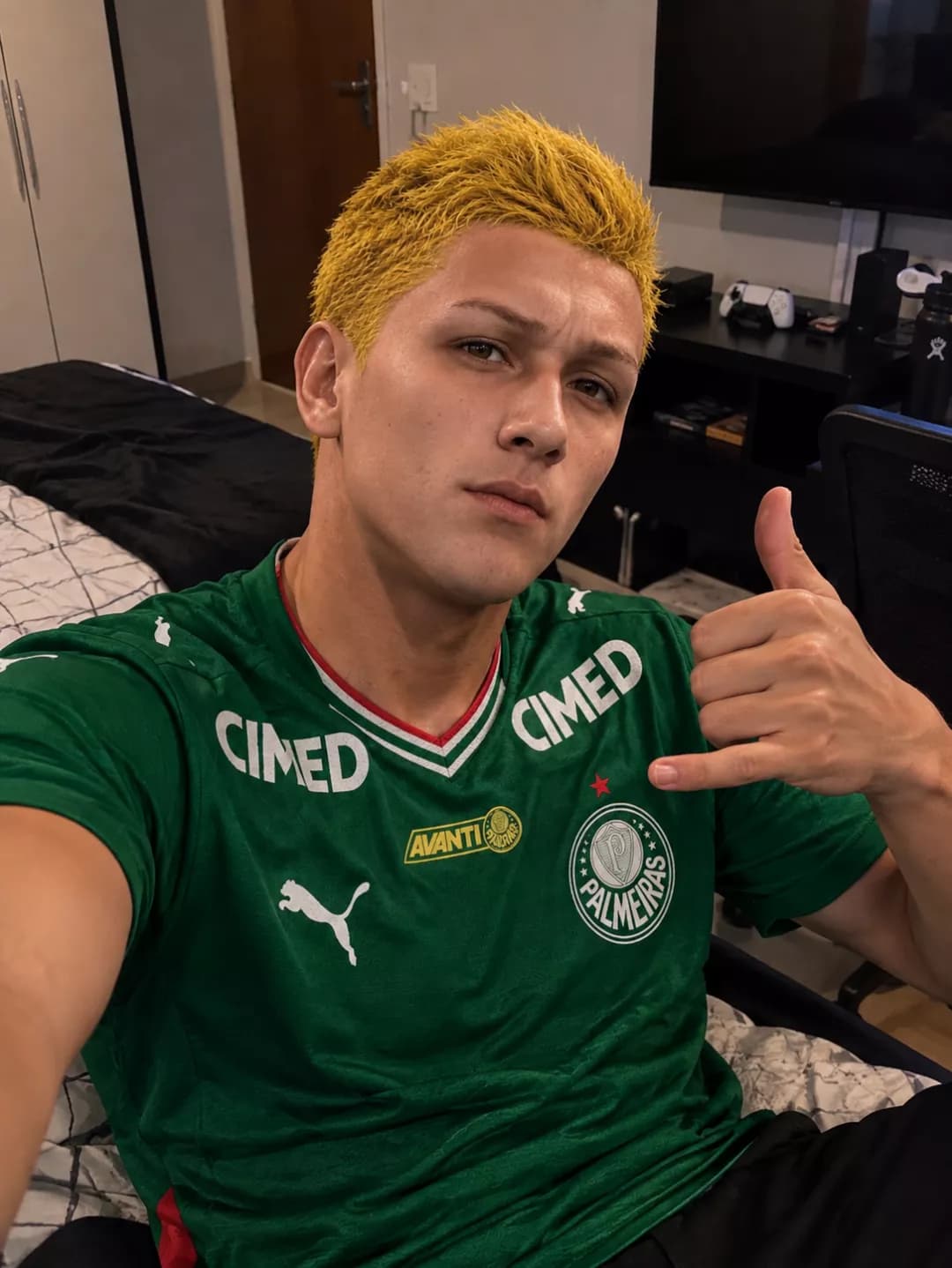 Noite de descanso depois do jogo, ganhamos de 4 á 0 em cima do Curitiba!!!
