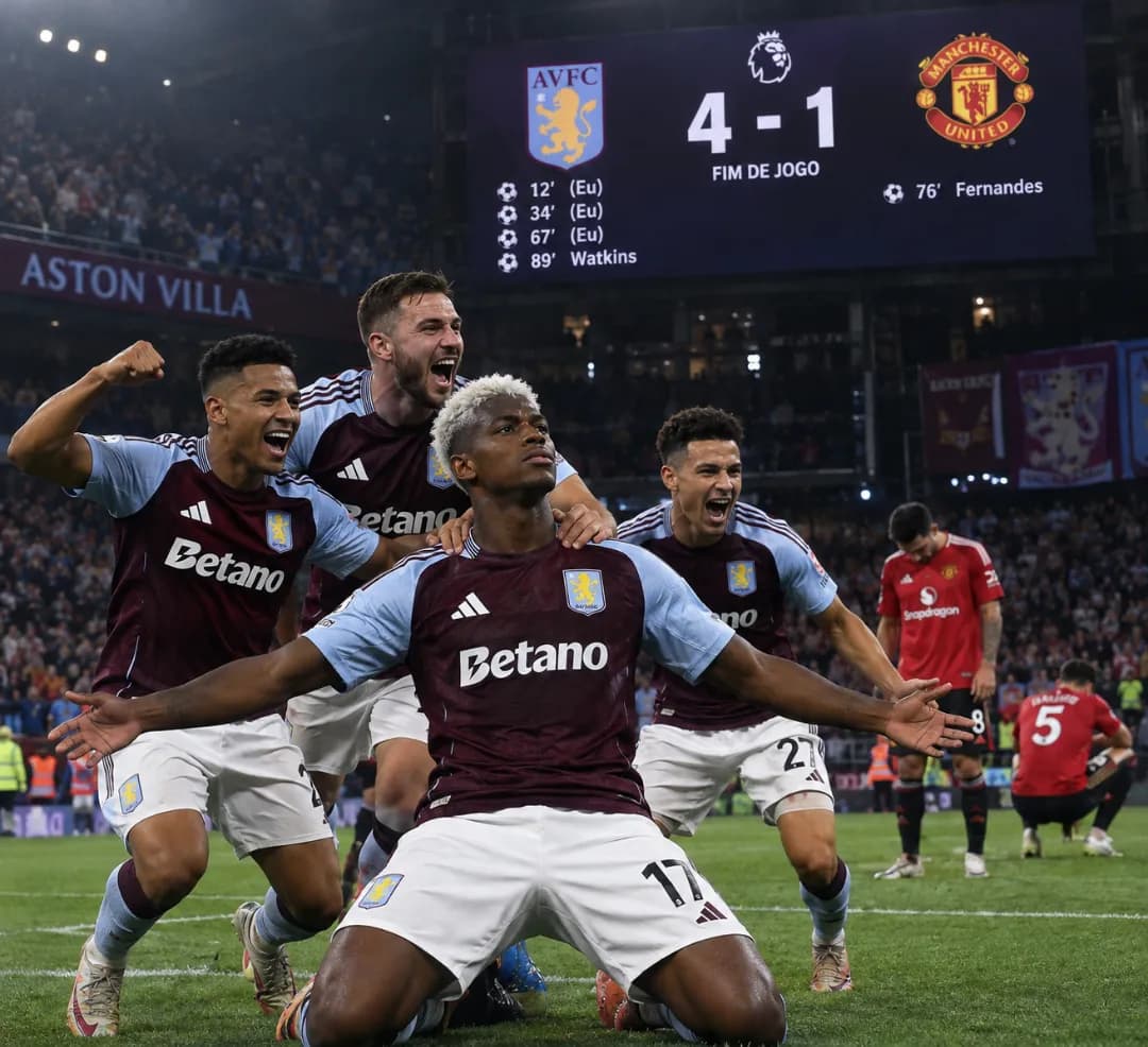 hoje eu fiz hat-trick contra Manchester united estou muito feliz com minha carreira