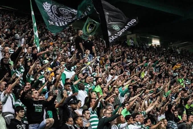 Agradeço aos adeptos por todo o apoio que estão a dar à nossa equipa e a mim, obrigado!
