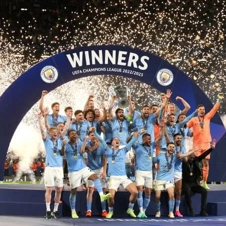 Perdi para o City a final da Champions para o Benfica a final da taça, porque não joguei devido a uma lesão 😭, este clube realmente não …