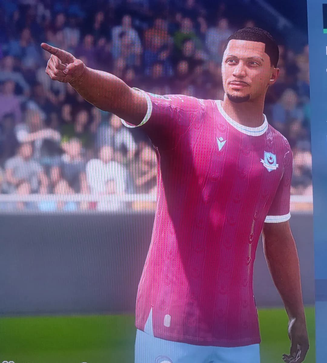 Me chamo Luiz Fernando, sou camisa 23 do Drogheda United. Sou de Brasil. Vocês verão muito da minha história daqui pra frente. Aguardem!