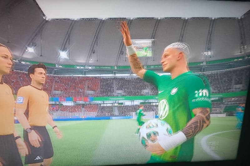 Partida muito boa de Carlos com direito a hat trick
