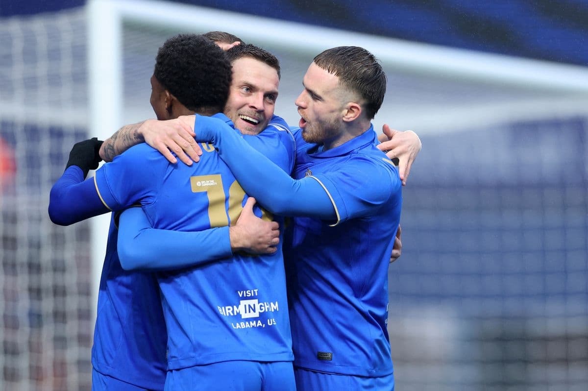 Classificados! O Birmingham City vence as oitavas de final da europa league no agregado por 6x2 e está na próxima fase da competição 🔥⚽️…