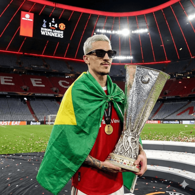Champion again 🤞😮💨 Volte sempre Tottenham 🤣 a Europa League é nossa.