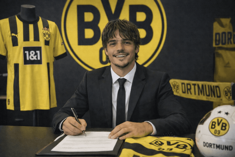 Nova casa pessoal 💛🖤 Pra cima Borussia Dortmund
