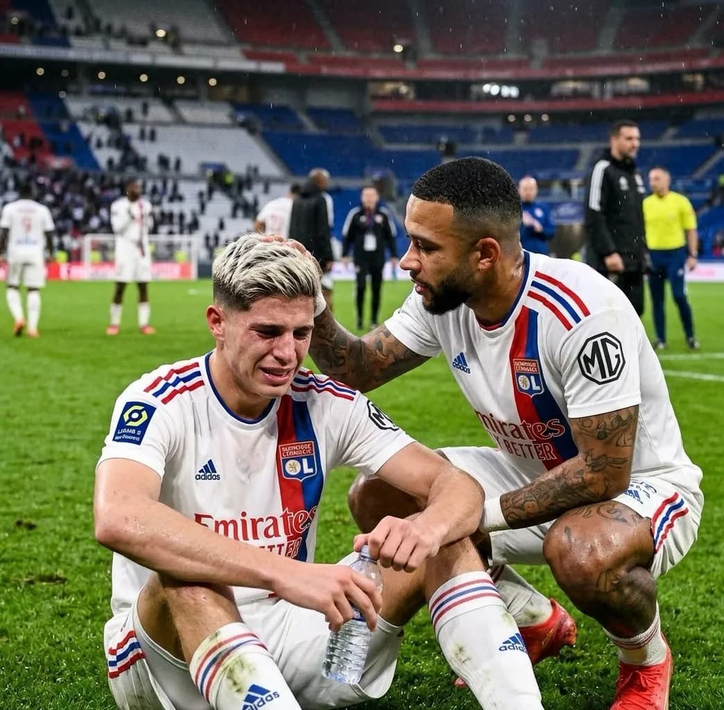 Muito triste com a eliminação nas semifinais da Europa league,sinto que faltava tão pouco mas agora é por o pé no chão e continuar tentan…