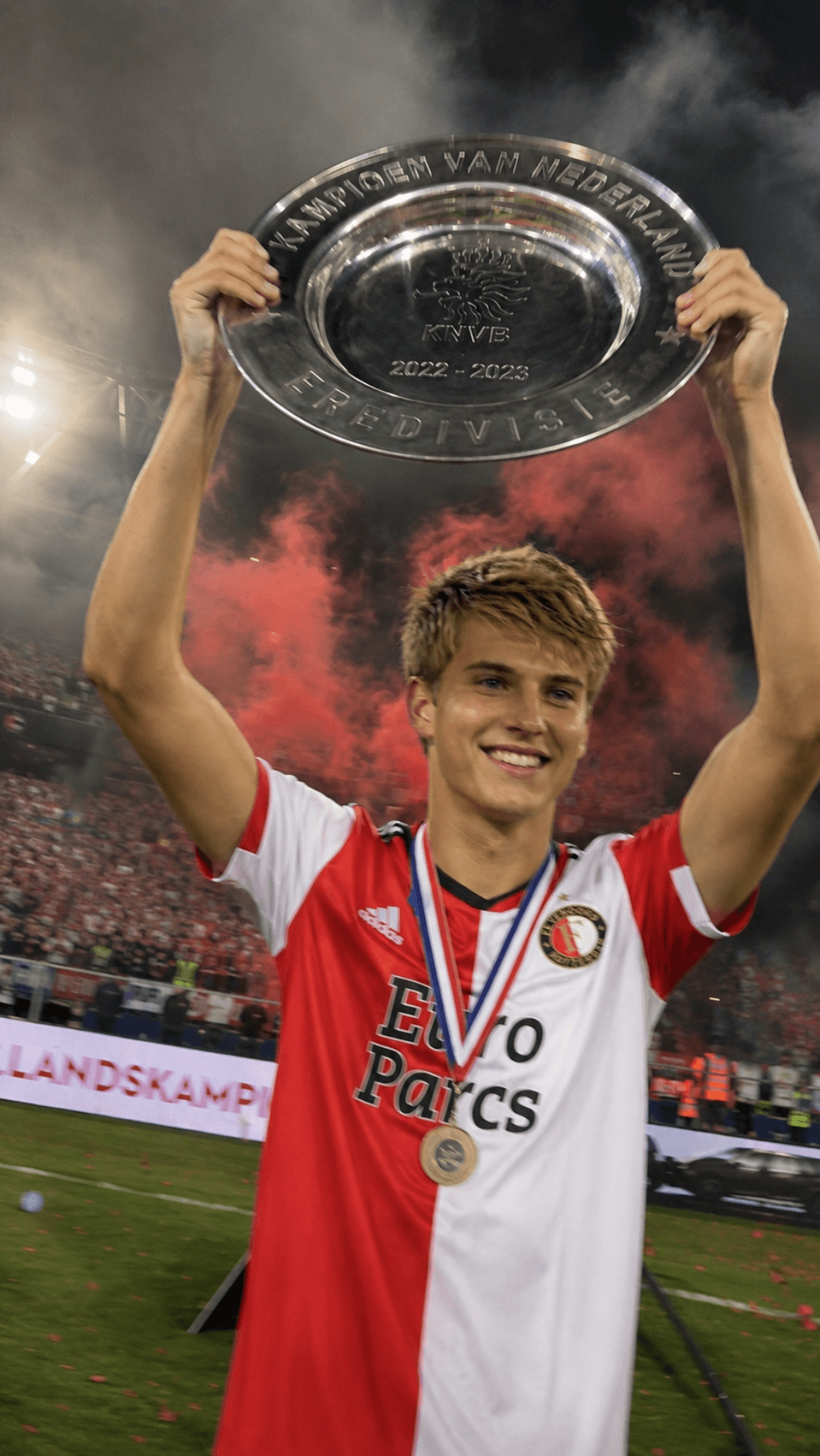 Jogo contra o sparta foi difícil o do Ajax mais ainda mais deus me deu capacidade pra vencer as duas e ganhar o primeiro título obrigado …