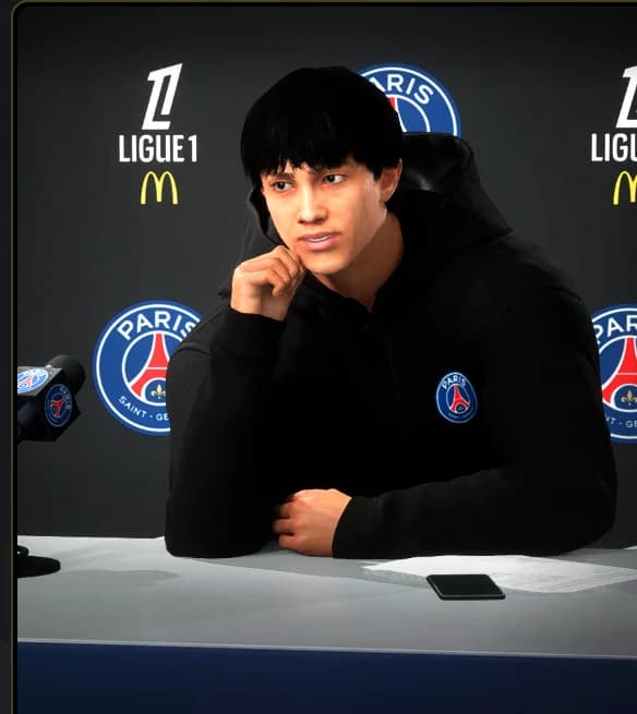 "Je suis très heureux de travailler dans un grand club comme le PSG, je suis ravi qu'ils aient confiance en mon travail."