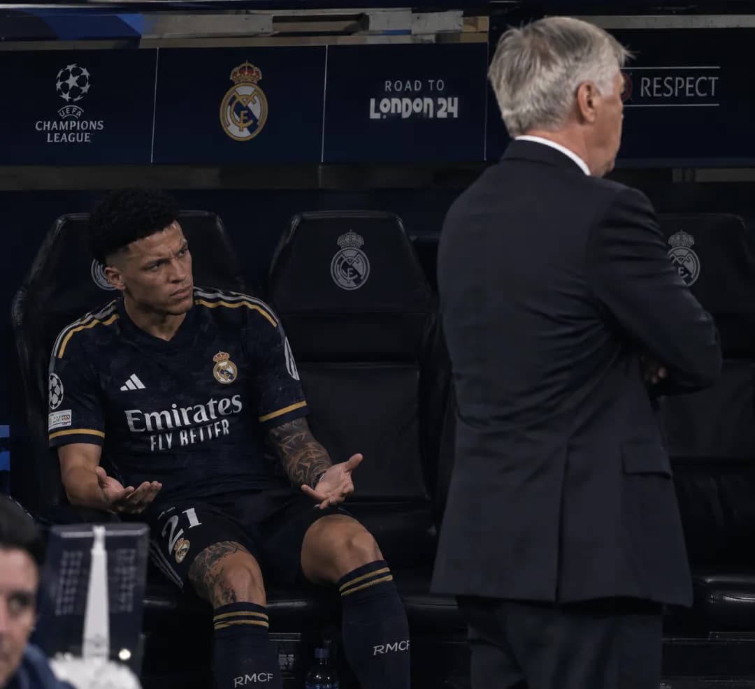Real Madrid perde na laliga e cai para terceiro e ancelotti puni tornado o deixando fora do jogo da champions e perde de 6 a 2 para o FC …